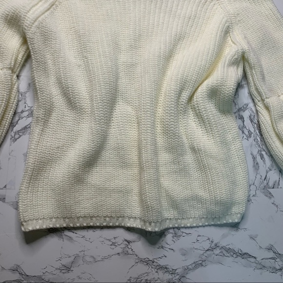 Off Shoulder Puff Sleeve Sweater - Picture 7 of 7